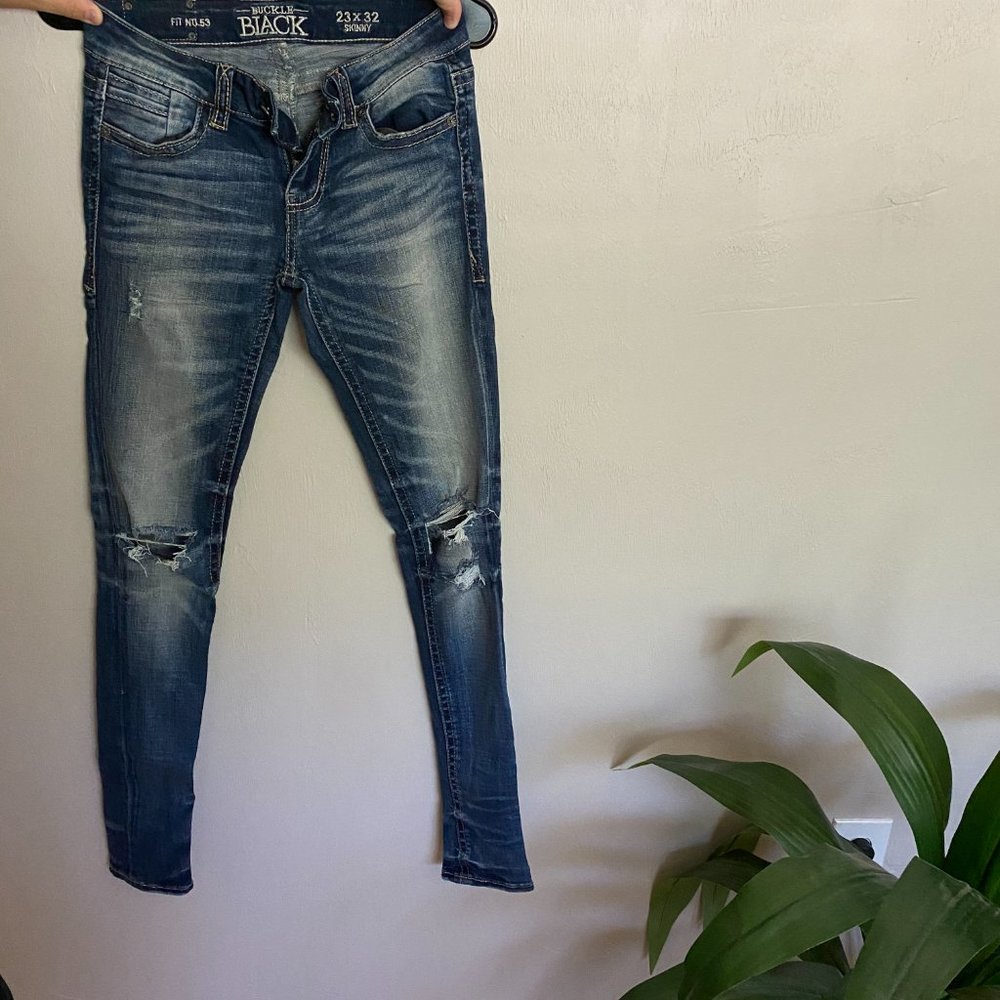Distressed BuckleBlack Ripped Skinny Jeans